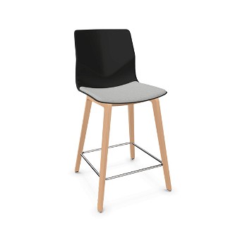 Four Design FourSure 90 barstol med firkantet træben og sædepolstring
